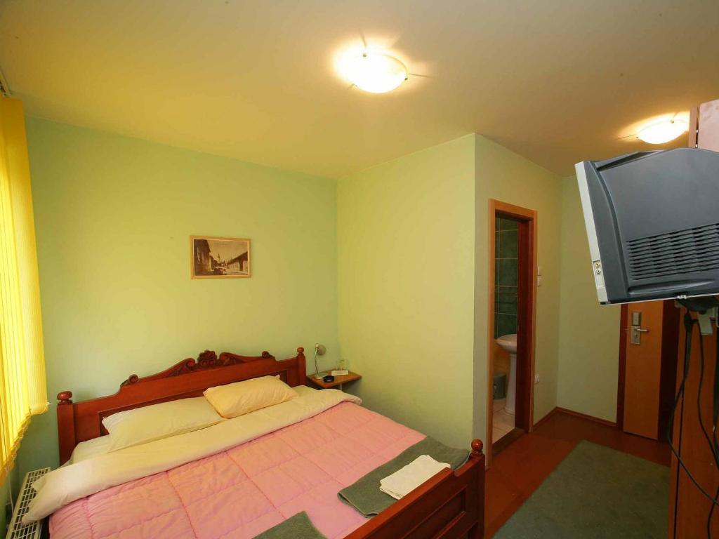 סרמסקי קרלובצ'י Villa Belilo 69 חדר תמונה