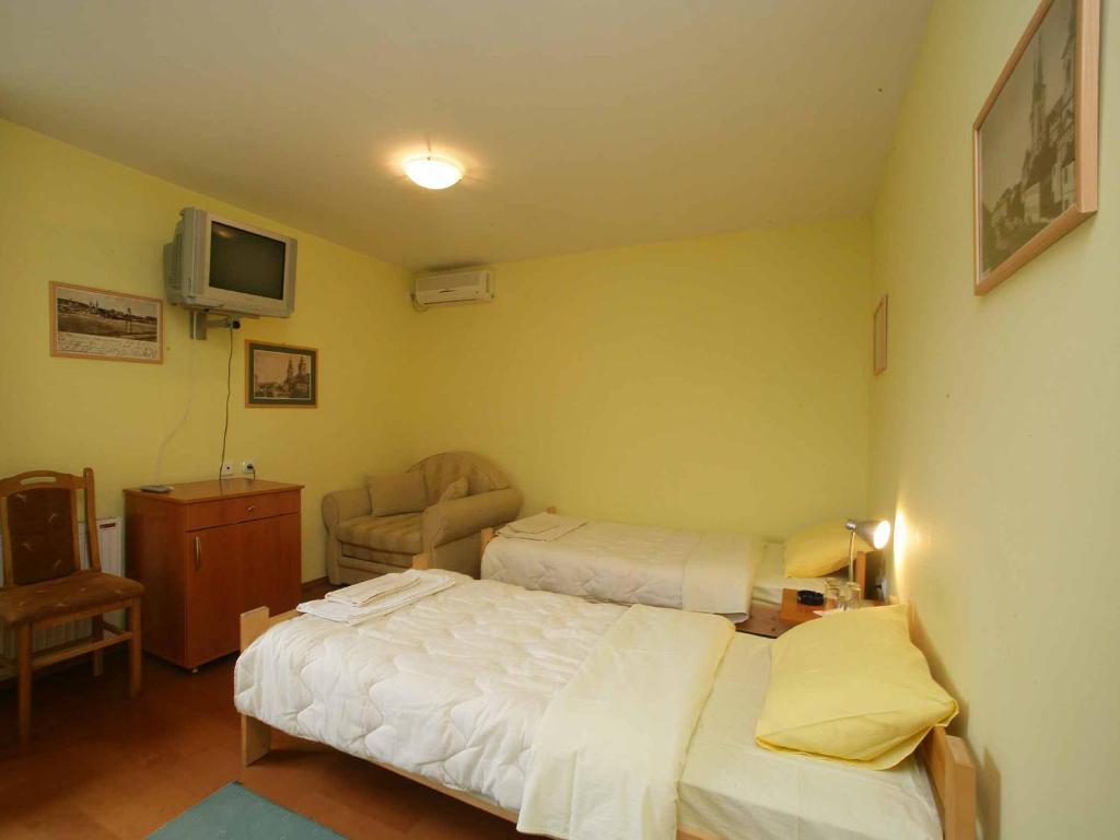 סרמסקי קרלובצ'י Villa Belilo 69 מראה חיצוני תמונה